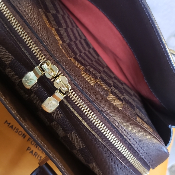 Authentic LV triana in DE - Picture 8 of 14